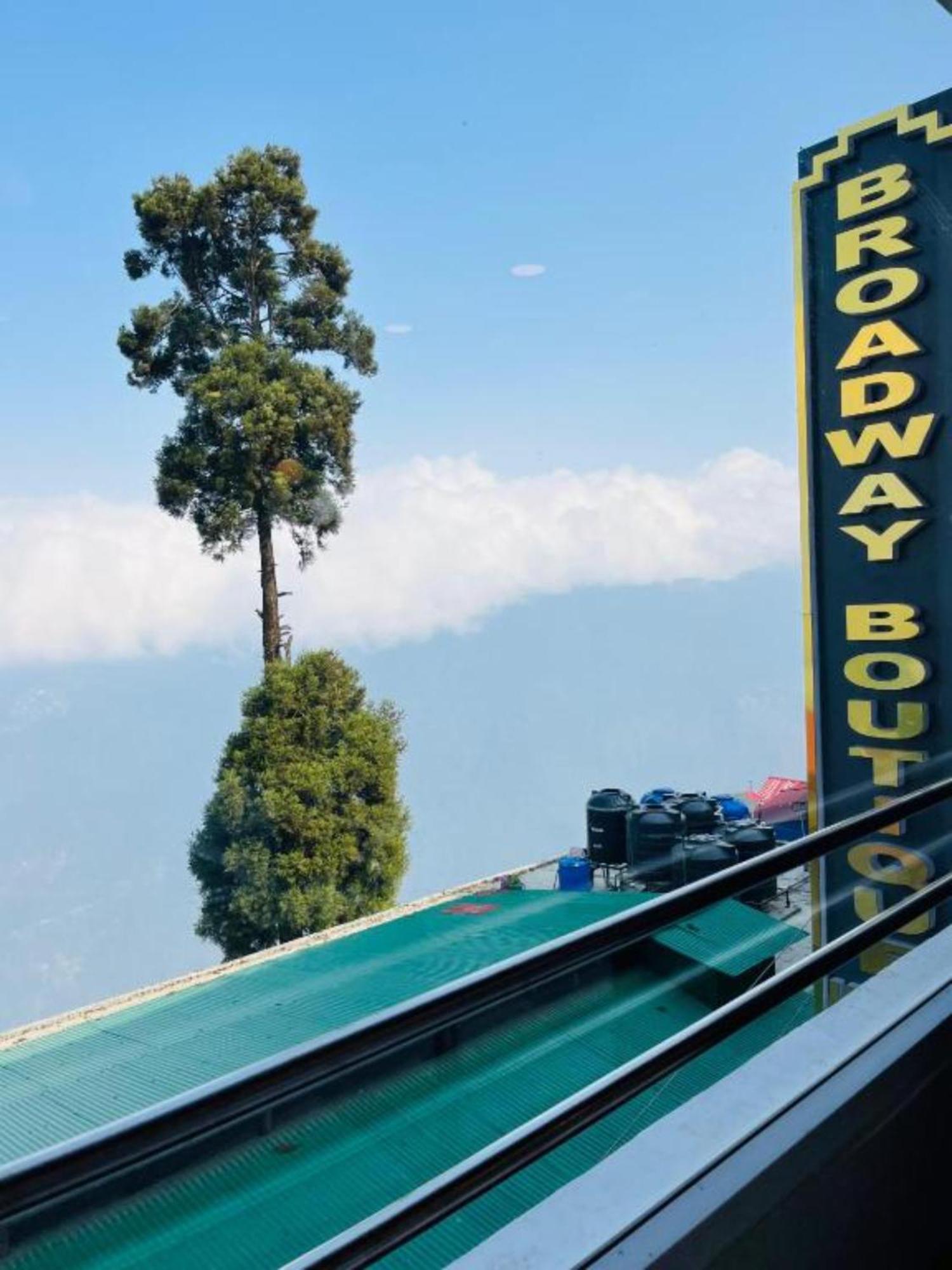 Hotel Broadway Boutique Mall Road Darjeeling - A Luxury Collection - Best Seller Eksteriør bilde
